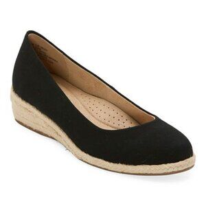St. John's Bay Women's Reddy Slip-On Shoe